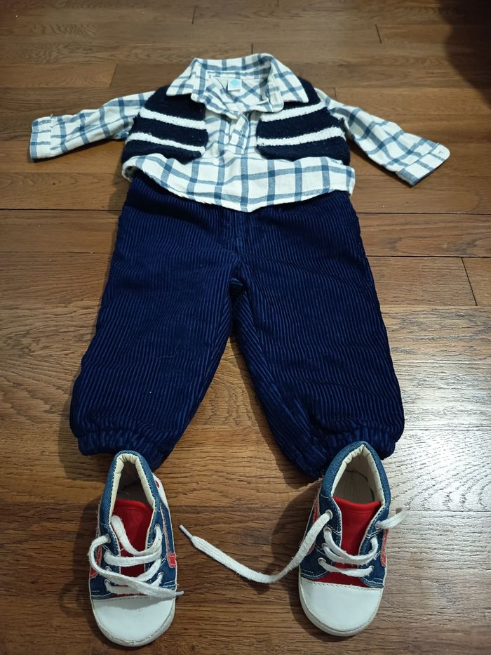 Ensemble chemise gilet sans manches et pantalon velours et chaussures 9 mois - photo numéro 2