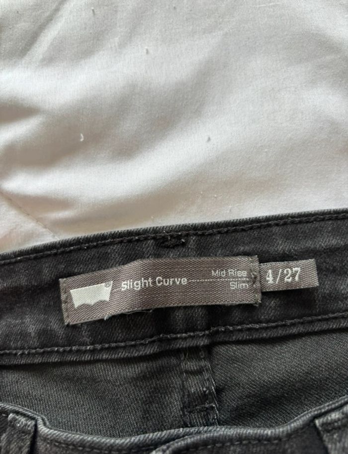 Jean Levi’s slight curve mid rise taille basse gris anthracite noir droit straight taille M/38 - photo numéro 6