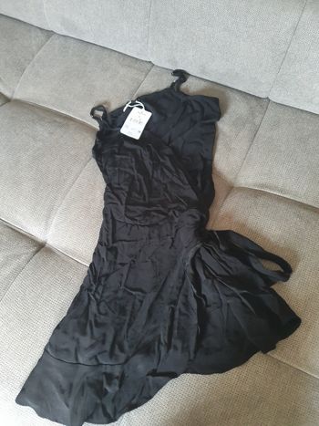 Robe noire jennyfer