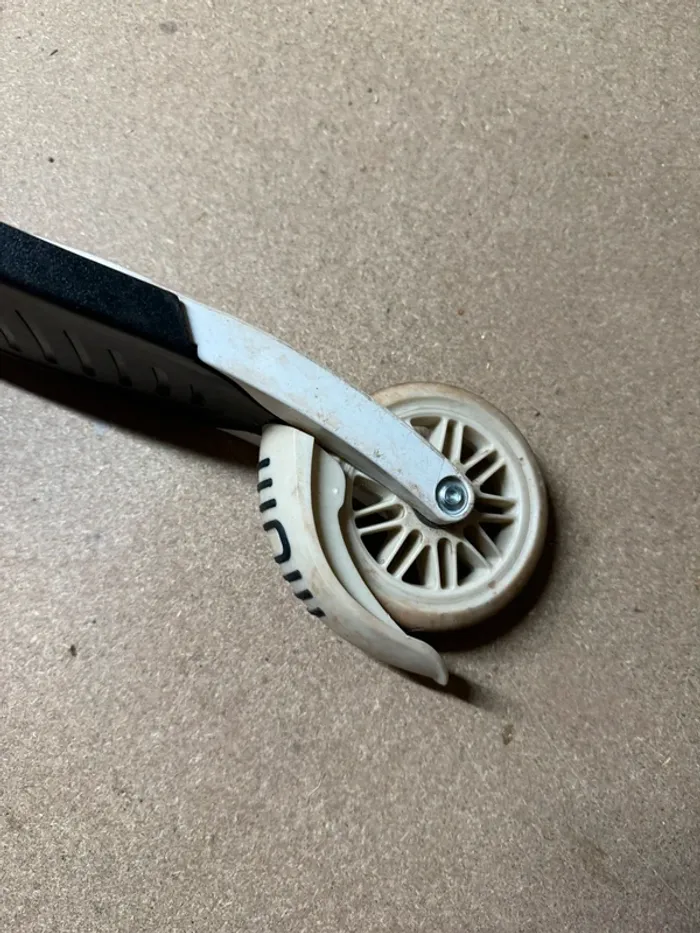 Trottinette enfant 2 ans - photo numéro 6