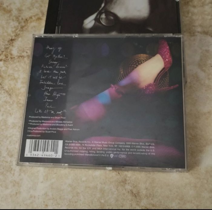 💽 Lot de 2 CD les albums 1 Elton John 1 Madonna (neuf) - photo numéro 7