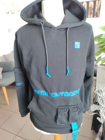 Sweat à capuche molletonné