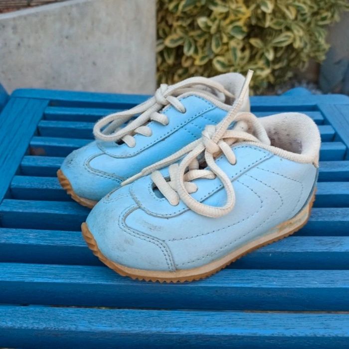 baskets chaussures bleues unisexe enfant bébé Decathlon pointure 23