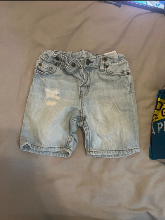 Short neuf