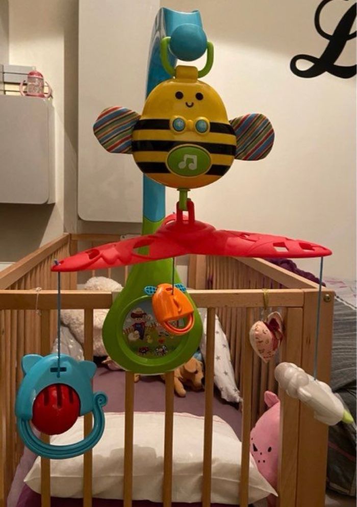 Mobile musical abeille - photo numéro 3