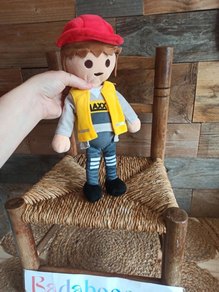 Peluche Playmobil tbe constructeur de route - photo numéro 3