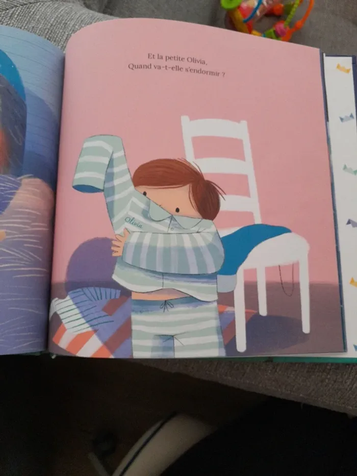 2 livres "Olivia" - photo numéro 7
