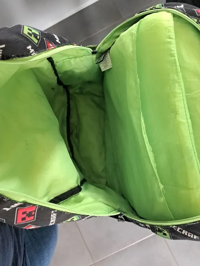 Sac a dos/ cartable - photo numéro 2