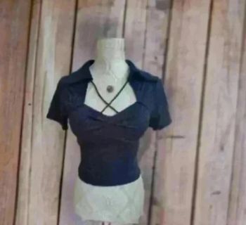 Petit haut noir 🌹taille unique🌹