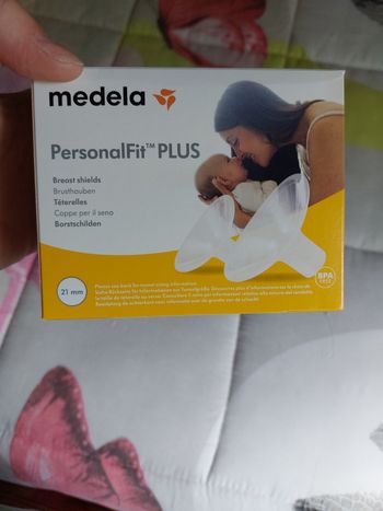 Téterelle tire lait medela