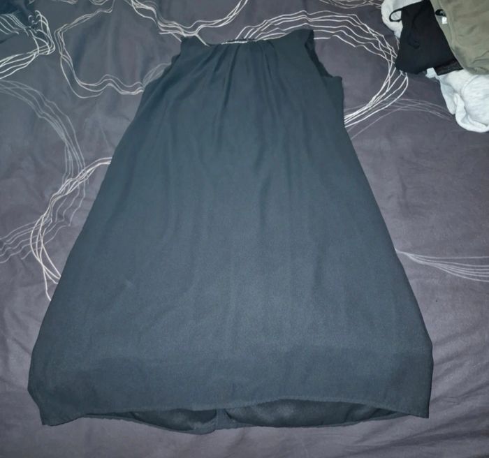 Robe avec strass au col 36