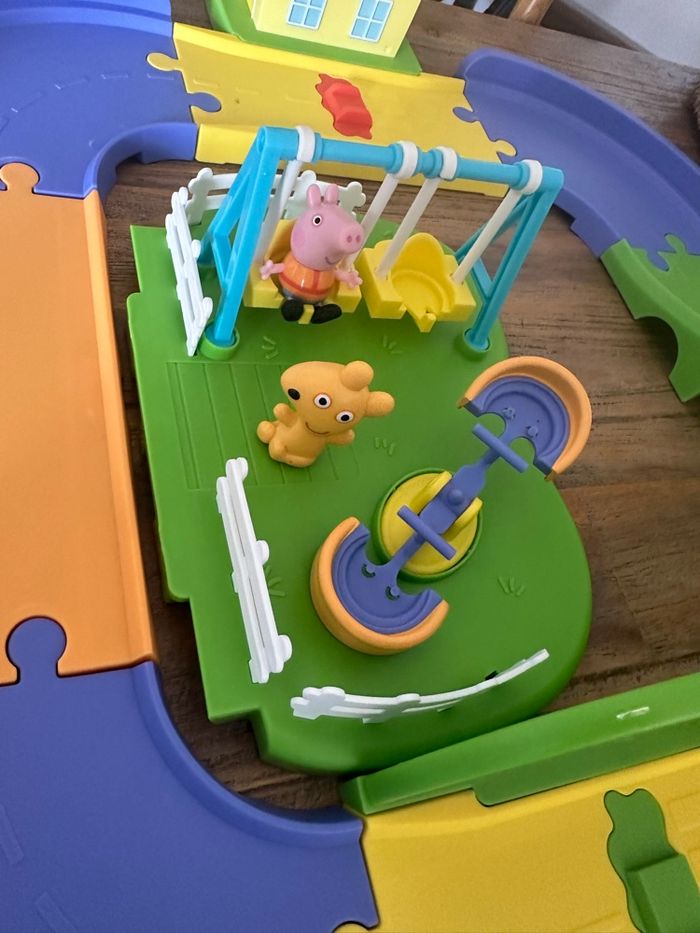 Circuit en ville de Peppa PiG - photo numéro 5