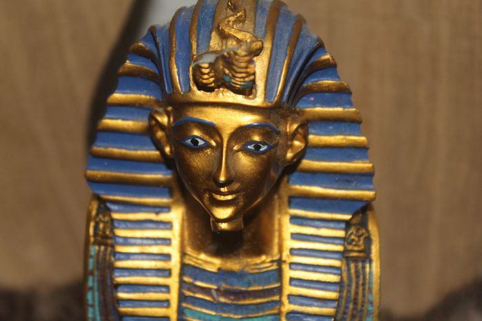 🥐 Statuette Toutankhamon 🥐 - photo numéro 4