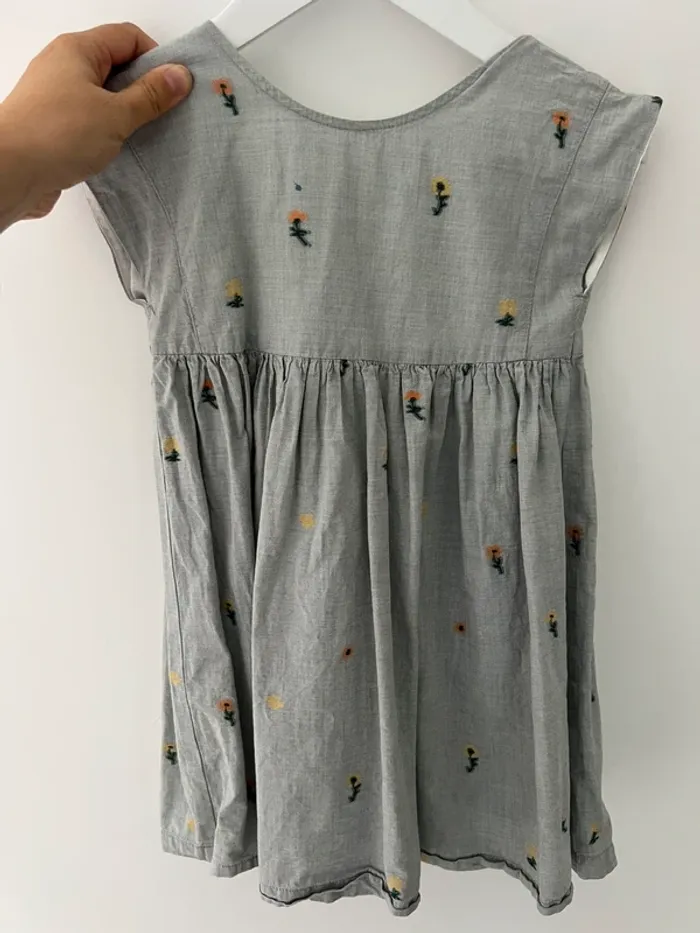 Robe grise