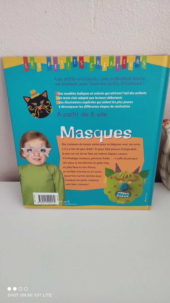 Livre masques - photo numéro 2