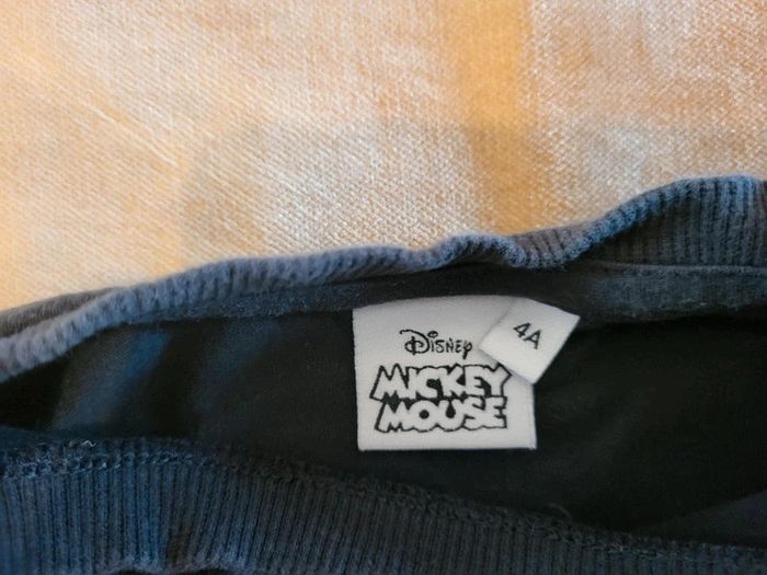 T-shirt manches longues Disney 4 ans - photo numéro 3