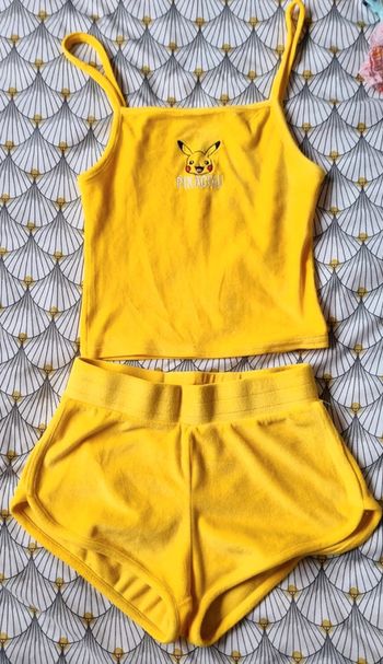 Ensemble velours Pikachu