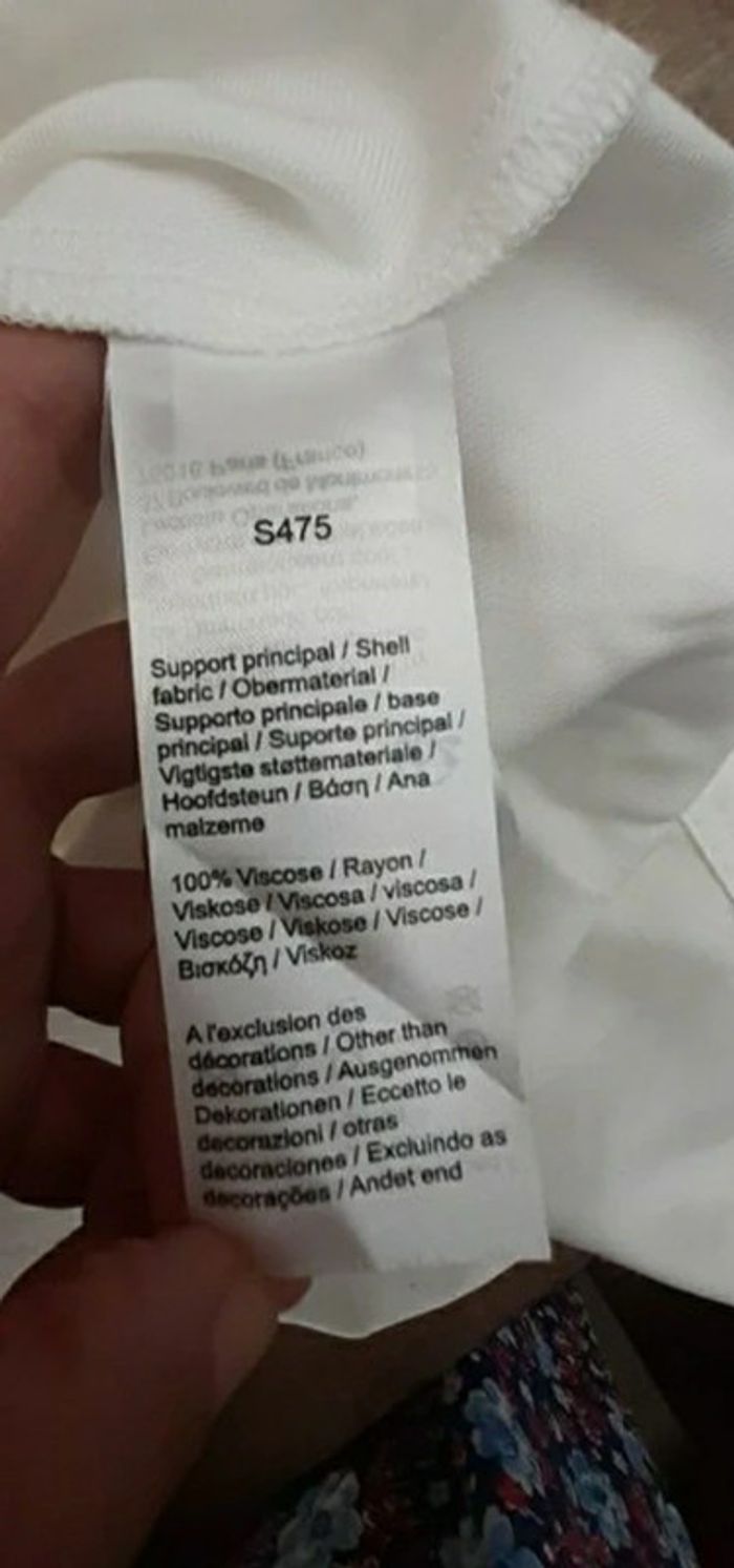 Robe lacoste neuve - photo numéro 6