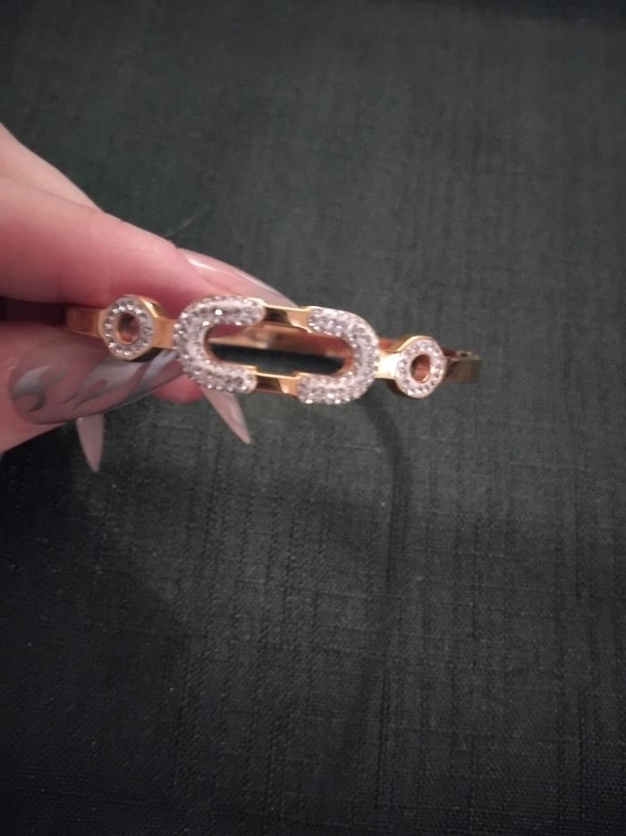 Bracelet neuf - photo numéro 4