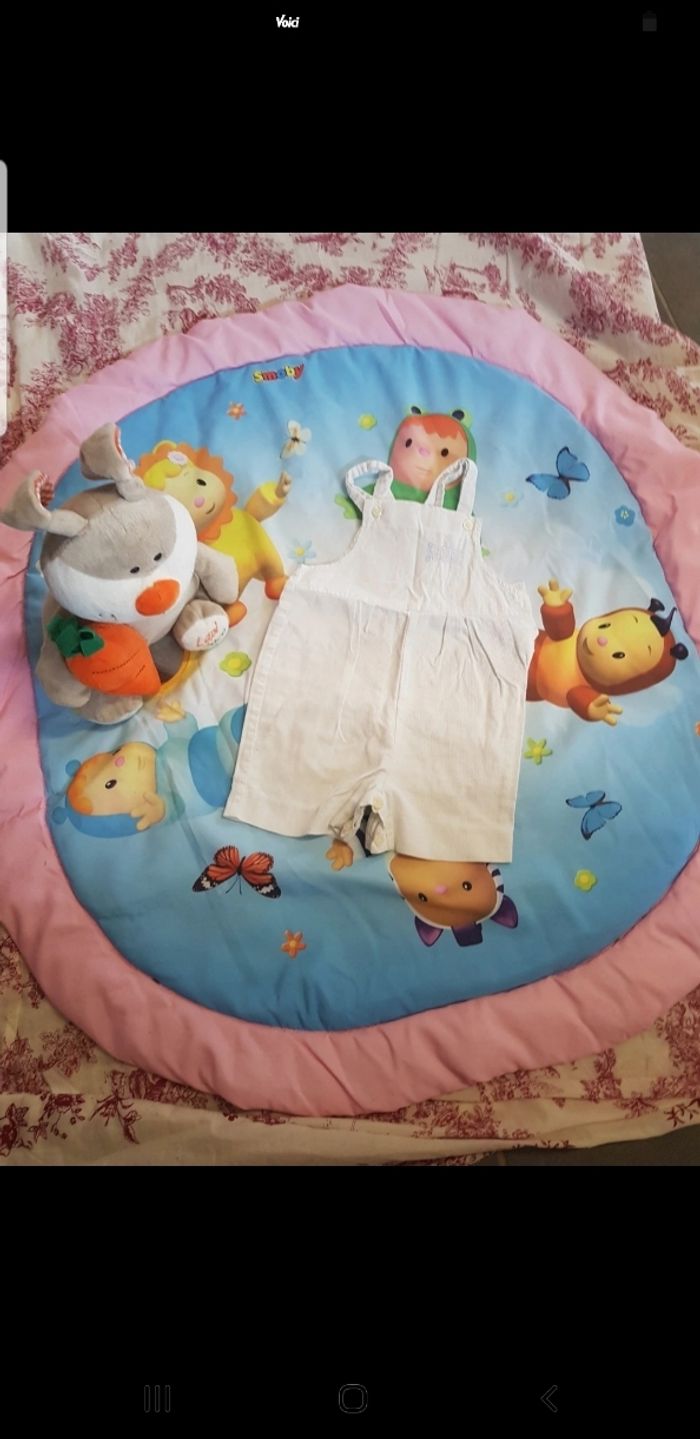 Petite barboteuse fille