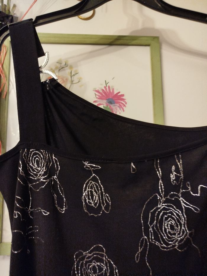 Superbe robe de fêtes - photo numéro 5