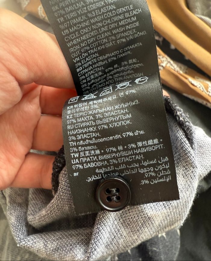 Chemise manches longues noir à motifs floraux gris blanc H&M taille 36 S - photo numéro 7