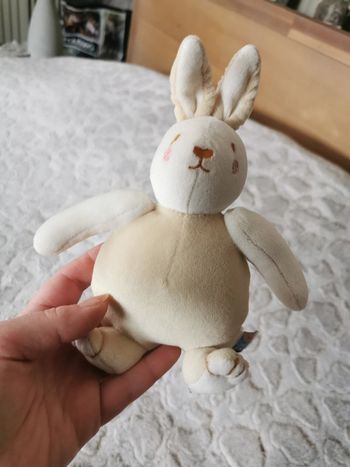 Doudou lapin beige grelot Sucre d'orge
