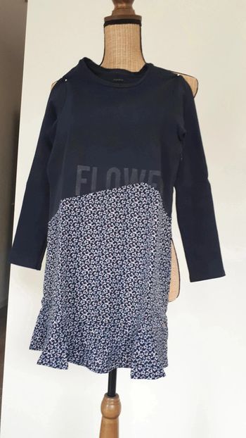 25 € Robe Ikks 10 ans