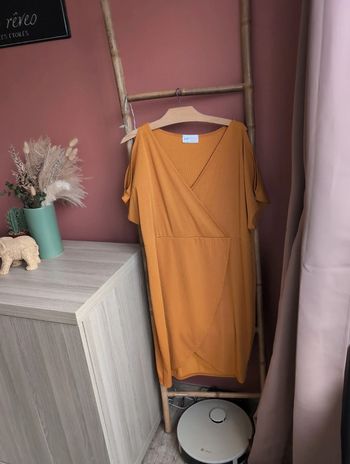 Robe jaune