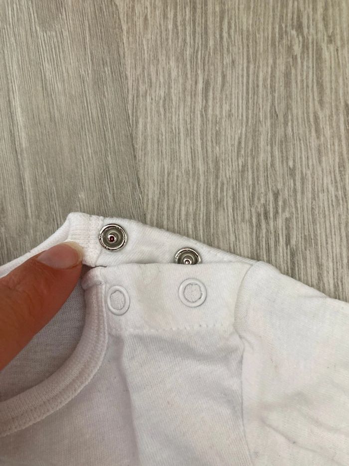 T shirt - photo numéro 3