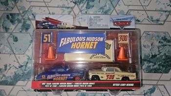 voitures cars Mattel neuves Disney Pixars neuves