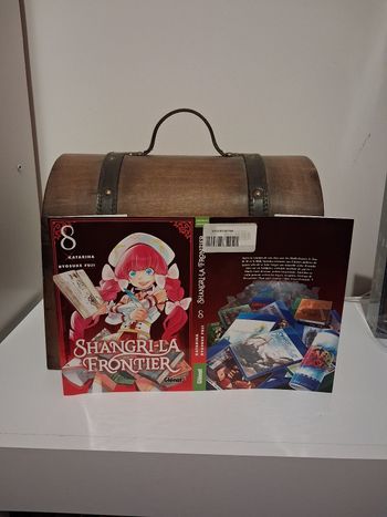 Jaquette manga Shangri La Frontier tome 8 collector jaquette alternative Fnac édition limitée
