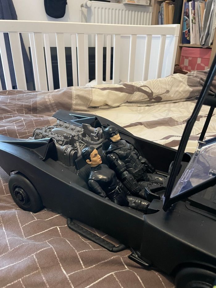 Voiture et moto Batman - photo numéro 3