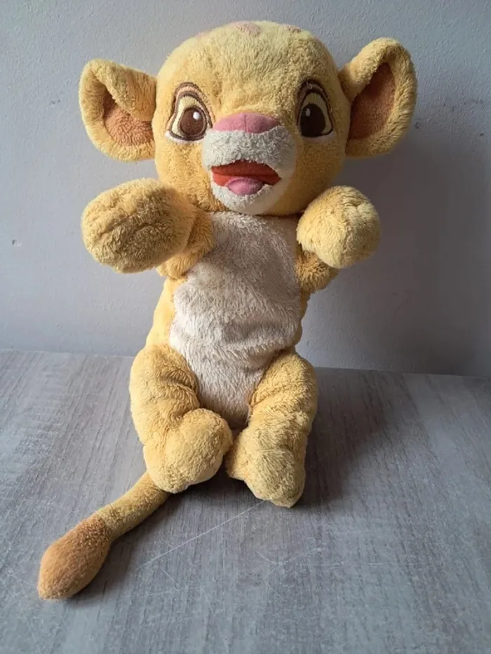 Peluche roi lion Disney