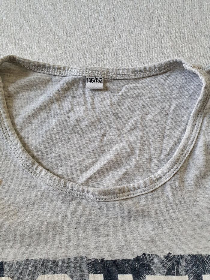 T-shirt sans manche taille 12ans - photo numéro 2