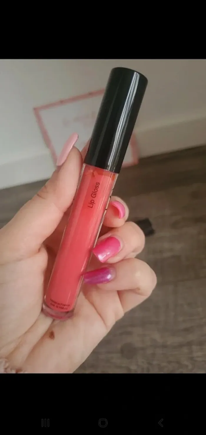 Lip gloss SLA Paris - rose Flashy - photo numéro 8