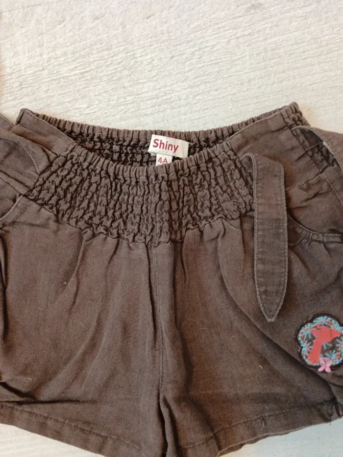 Short fille marron 4 ans - photo numéro 2