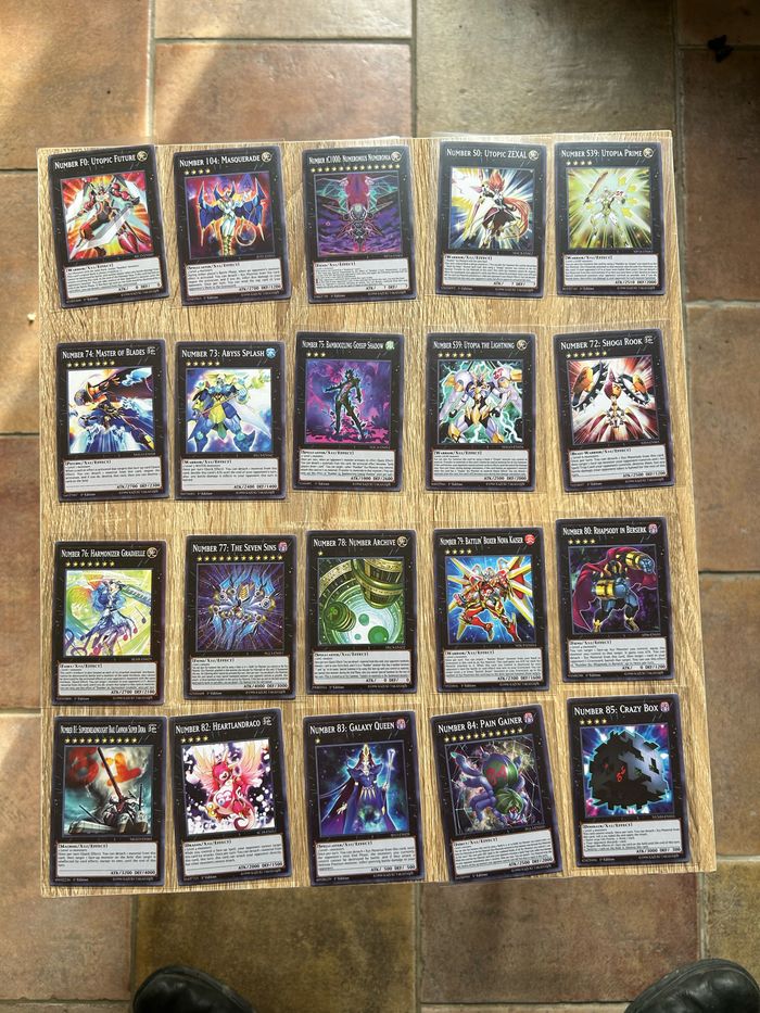 Lot carte yu-gi-oh rares