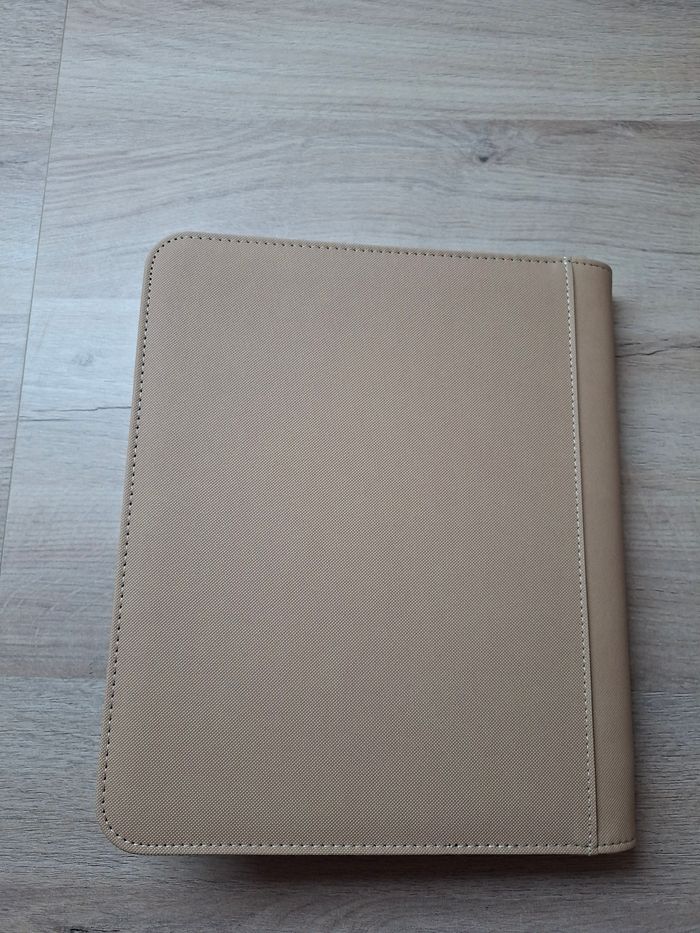 Classeur zip 128 toploaders Pokémon et autres TCG Coloris Beige - photo numéro 6