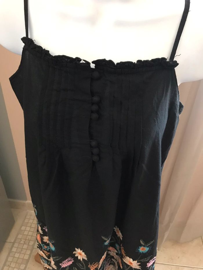 Robe Noire base Fleurs brodés - photo numéro 3