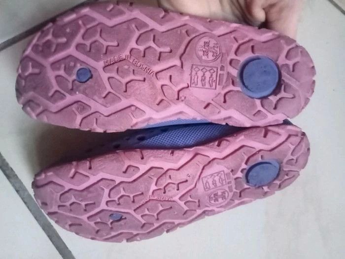 Lot de 4 chaussures pour fille 26/27 - photo numéro 14