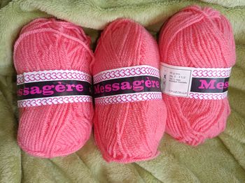 Lot de 3 pelotes de laine messagère