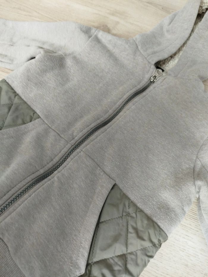 Veste a capuche kiabi 6 ans - photo numéro 2