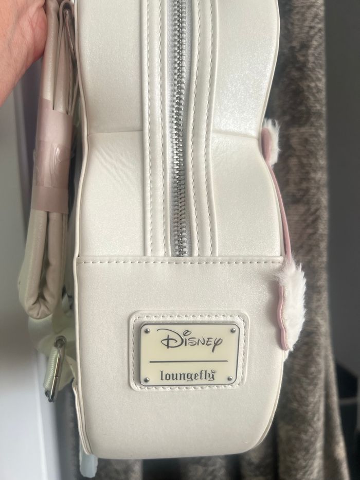 Loungefly bonhomme de neige Minnie hiver