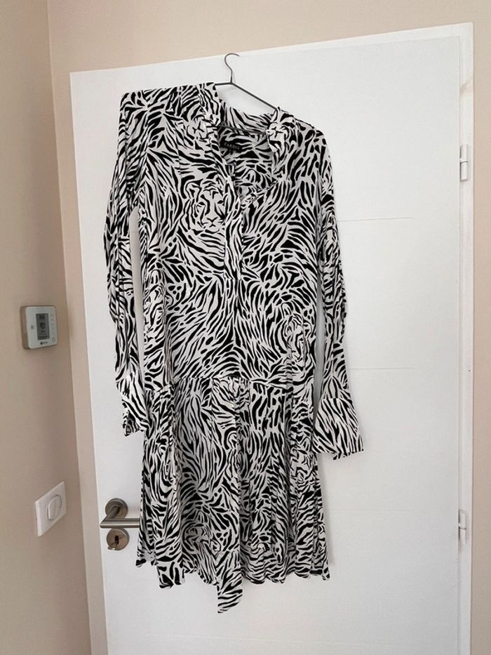 Robe Caroll