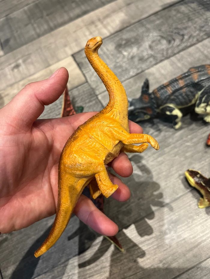 Lot dinosaures - photo numéro 7