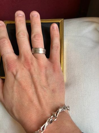 Bague fantaisie en acier