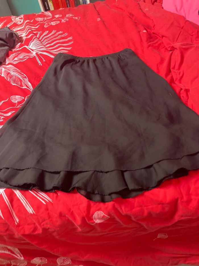 Jupe noir - photo numéro 2