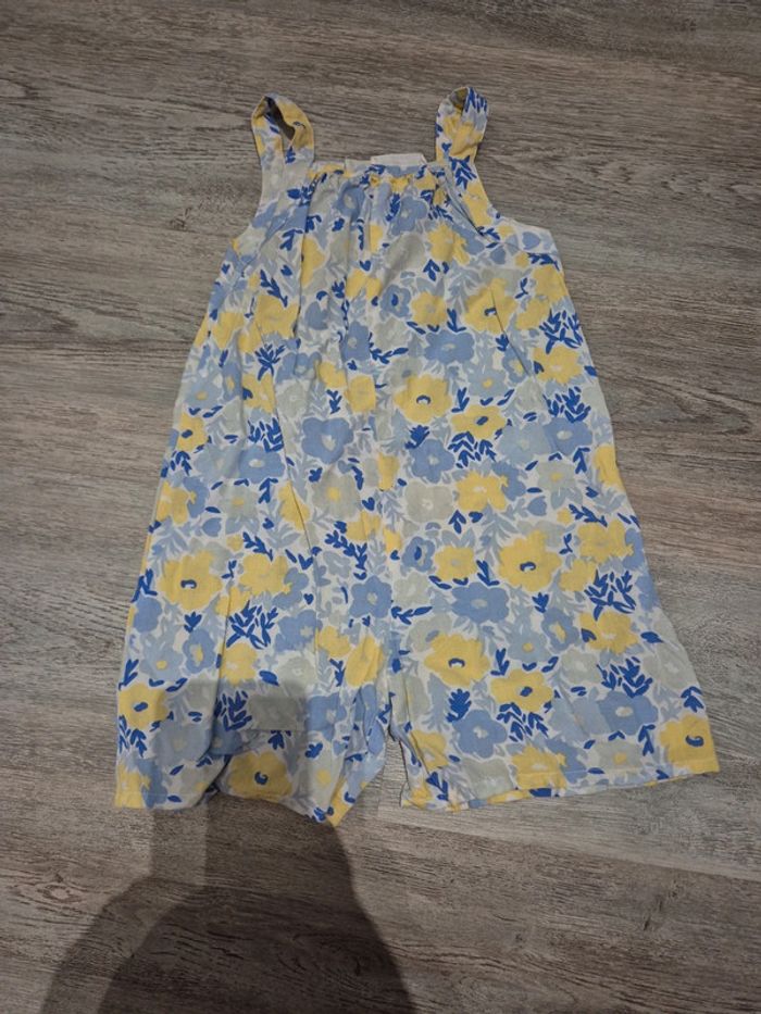 Combinaison short léger été à fleurs jaune et bleu