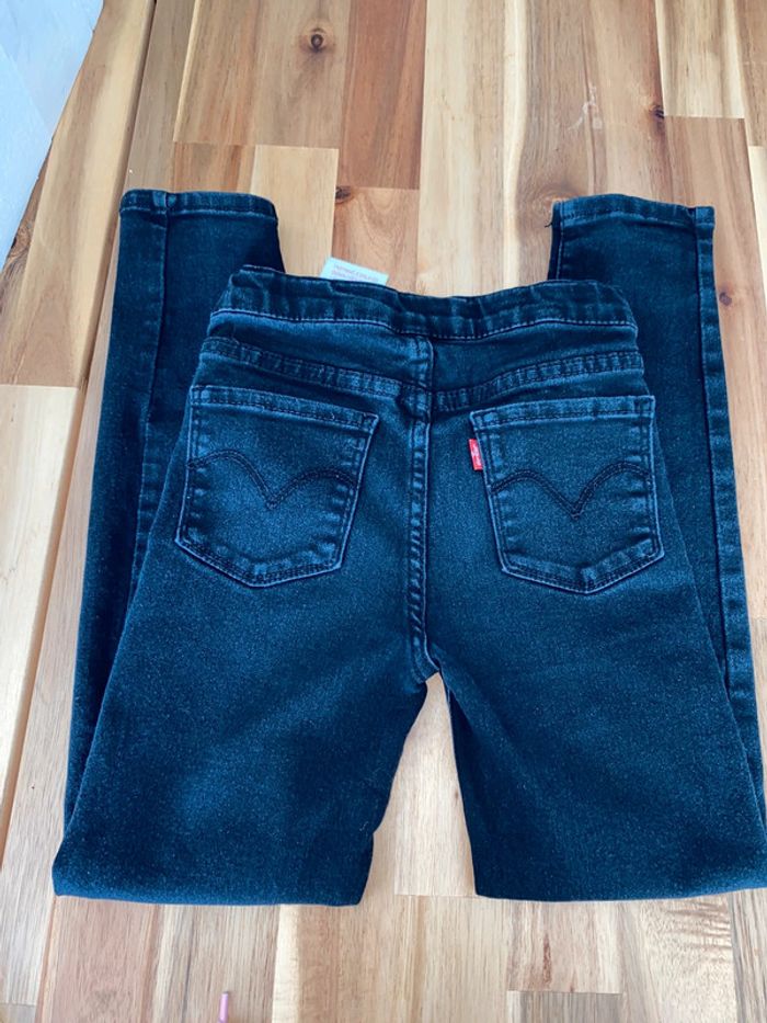 Jeans Lévis 8 ans - photo numéro 3